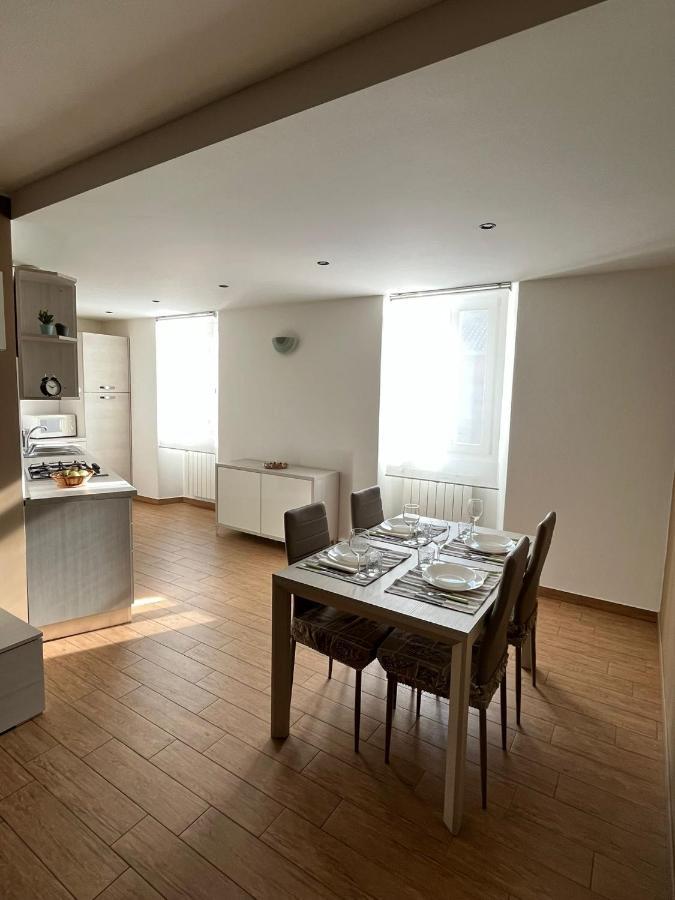 אדולו La Maison Di Gabriella E Alfredo מראה חיצוני תמונה